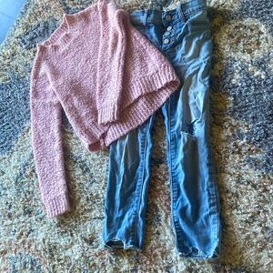 GIRLS PANTS + SWEATER outfit